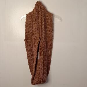 NWT Staring at Star Women's Infinity Cozy Brown Knit Scarf. Versatile, Warm
